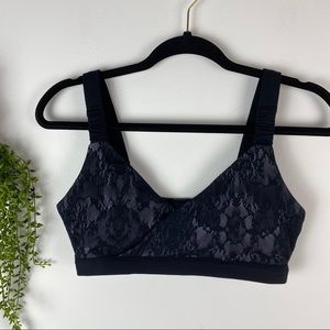Fabletics black/lilac lace wrap bra size medium‎